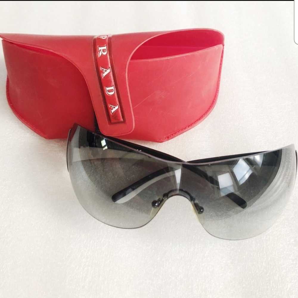 PRADA Shades